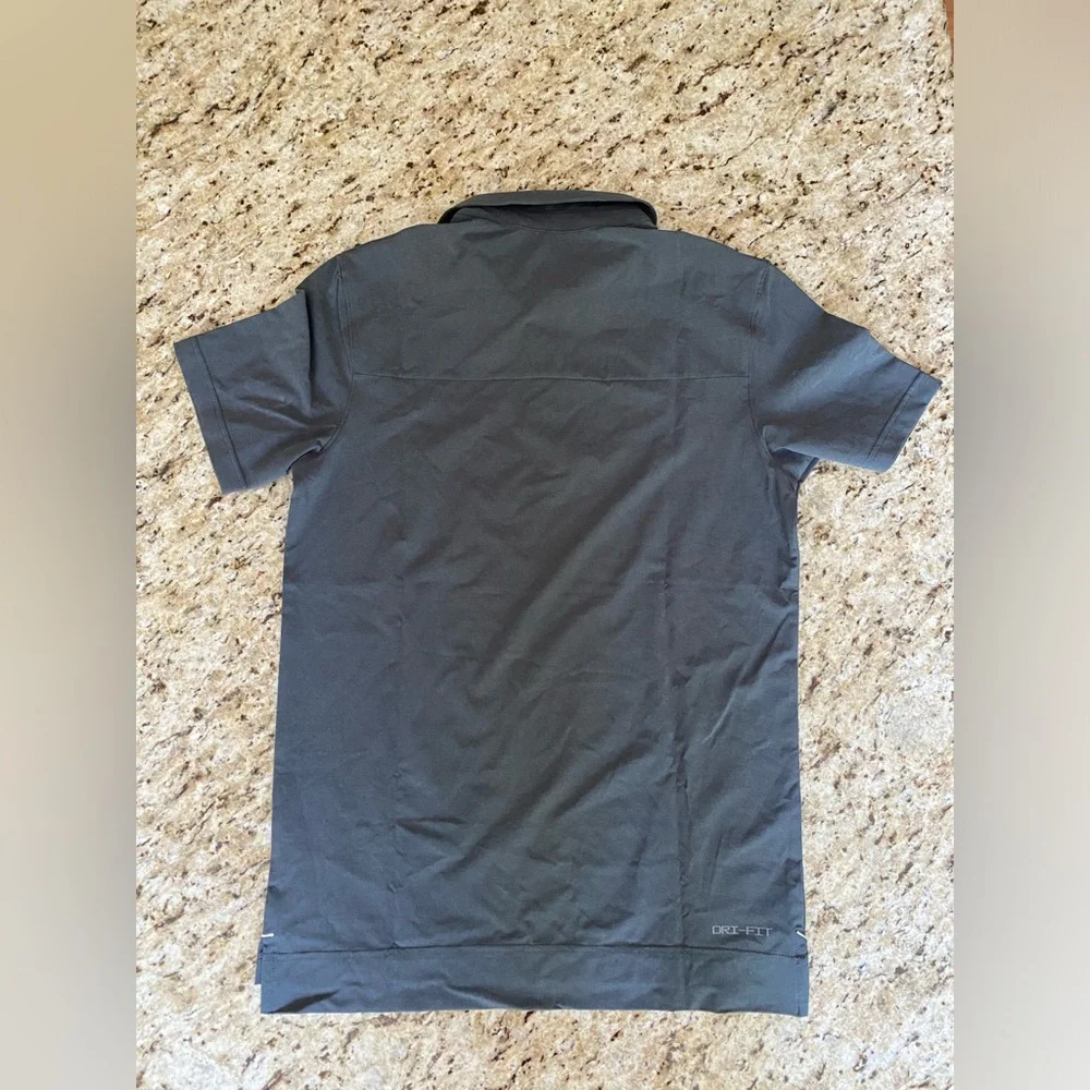 UCLA Nike Dri fit men’s size small - Picture 6 of 12